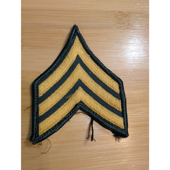 US Army E5 Sergeant Patch BUNDLE ONLY Military Insignia Embroidered SSI Shoulder - Picture 1 of 2